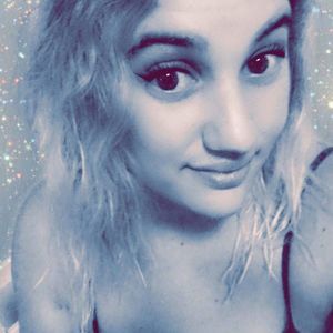 Meet your Posher, Lyssa